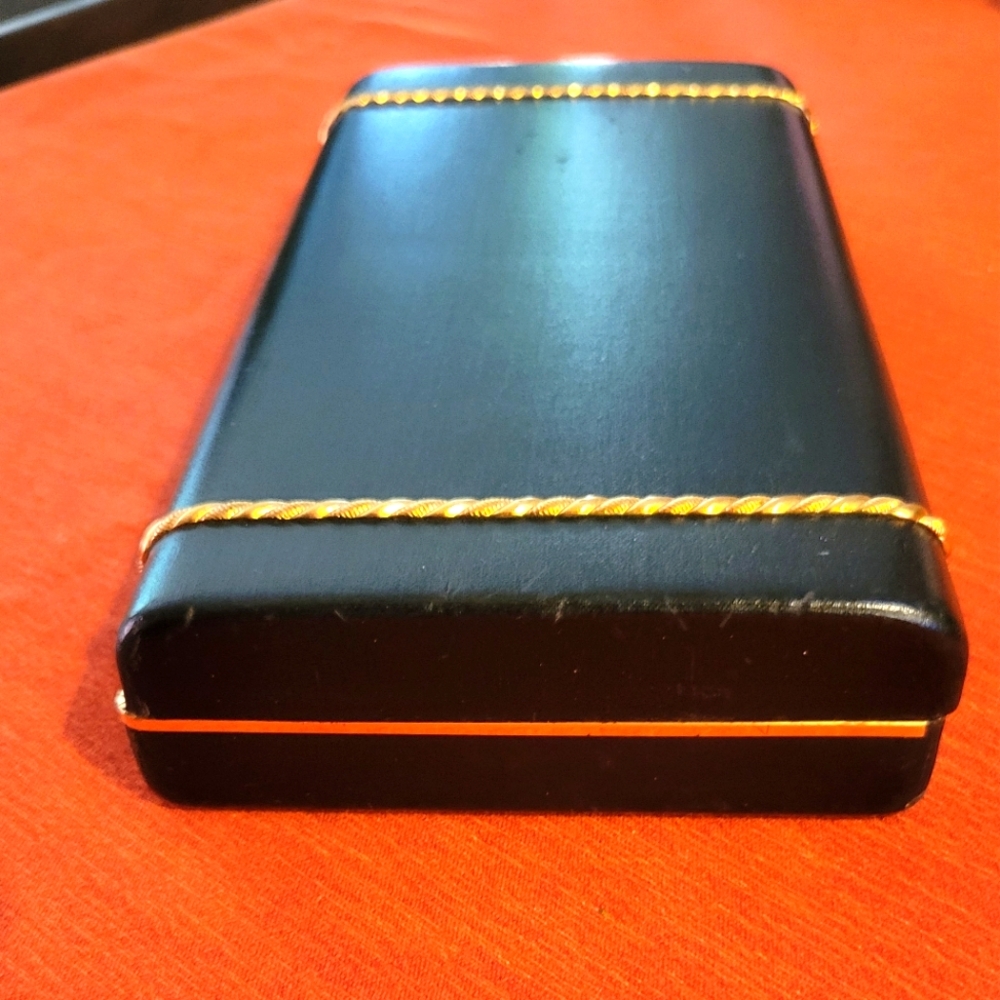 Vintage Shields Velvet JEWELRY Red Box ,Lined Black Clamshell Travel
